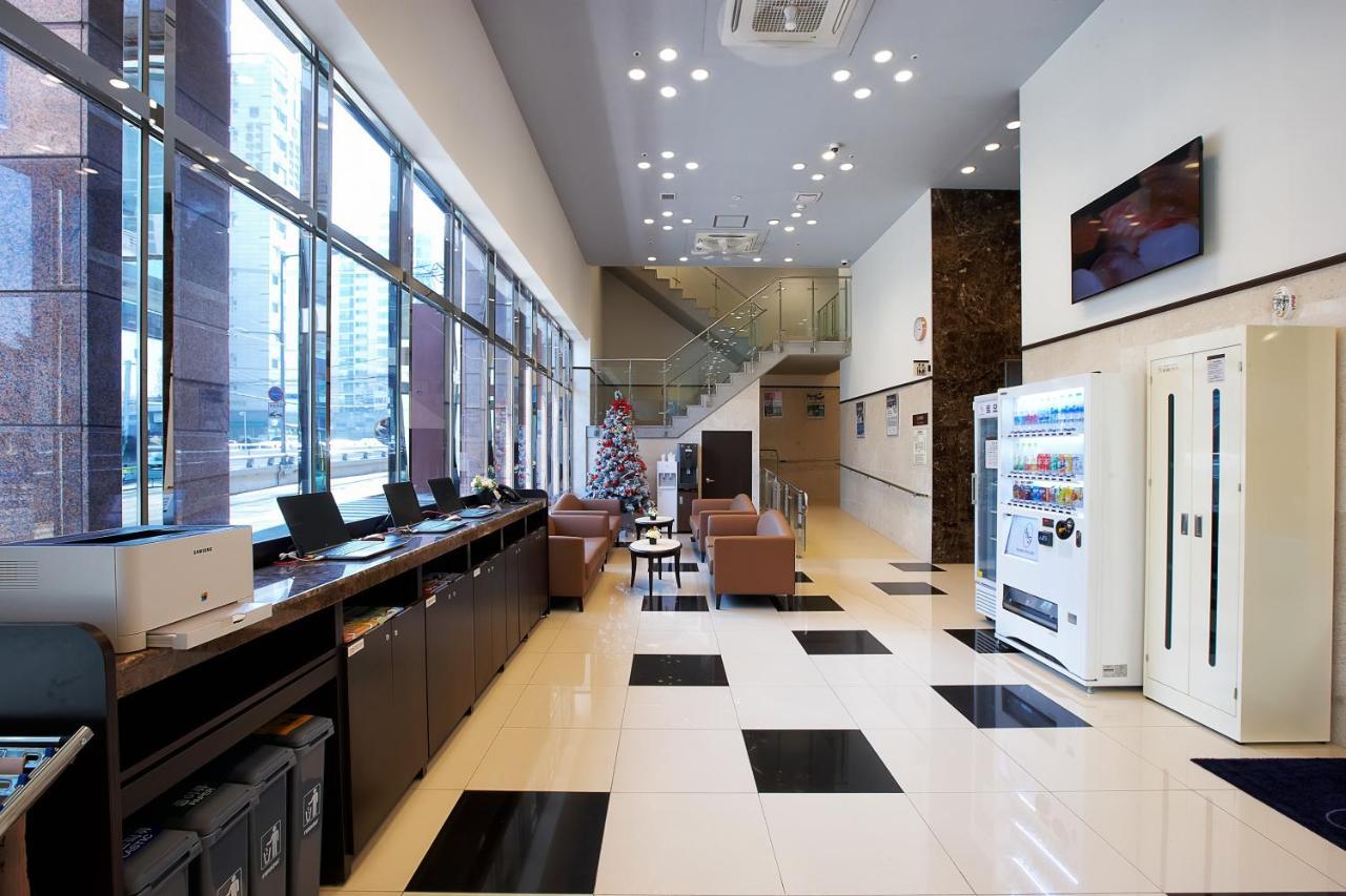 Toyoko Inn Seoul Yeongdeungpo Kültér fotó
